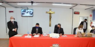 Vereadores aprovam três projetos nesta segunda-feira