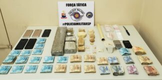 Mãe e filho são presos com drogas e mais de R$ 27 mil em dinheiro em Presidente Prudente