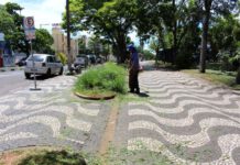 Prefeitura faz manutenção em praças que estavam abandonadas