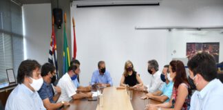Em reunião prefeito de Prudente diz que vai liberar alvarás para empresários sem burocratização