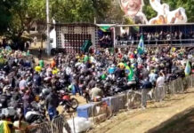 Sinal de Internet 4G não suporta concentração para ver Bolsonaro no Parque do Povo