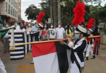 Prefeitura inova e realiza desfile de aniversário no Calçadão