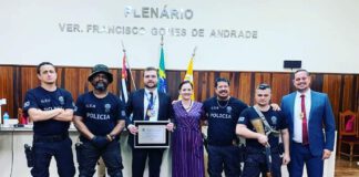 Câmara de Pirapozinho homenageia delegado da Polícia Civil