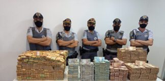 Polícia Militar Rodoviária apreende quase 12 milhões sem comprovação em caminhão com polpa para sucos