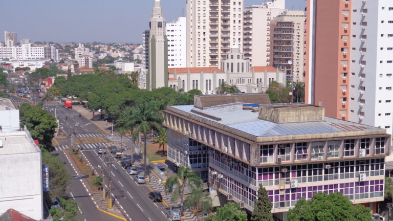 Confira o que abre e o que fecha no feriado prolongado de Corpus Christi