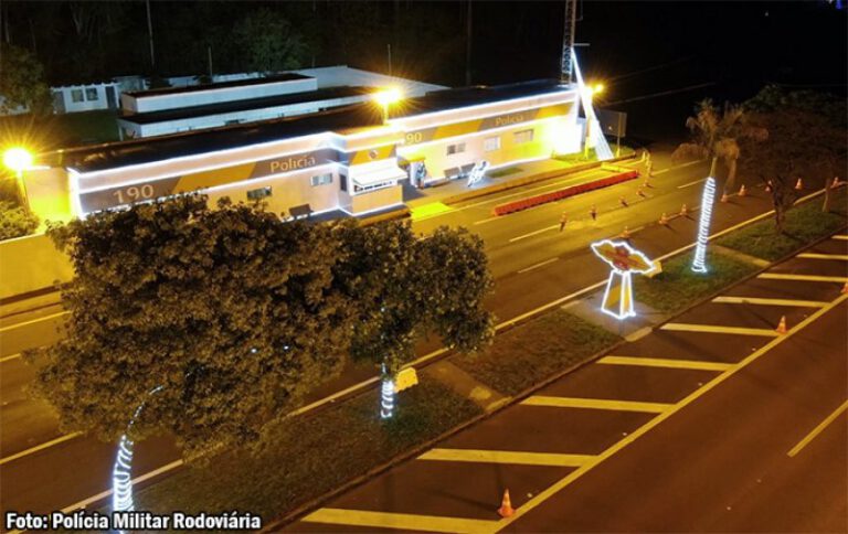 Base Operacional da Polícia Militar Rodoviária inaugura a Campanha Natal Iluminado