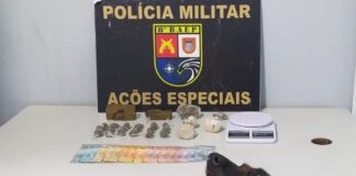 Cão farejador encontra drogas escondidas no canteiro central de avenida no Conjunto Habitacional João Domingos Netto