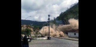 VÍDEOS: Deslizamento destrói casarão histórico em Ouro Preto-MG