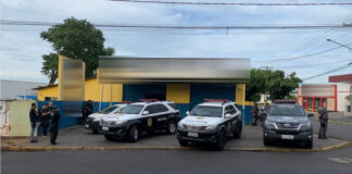 Policiais civis e militares cumprem mandados de busca e apreensão em Rancharia