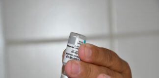 Vacinação covid será dividida em turnos para separar público adulto e infantil