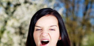 CURIOSIDADES: Como funciona e por que bocejamos