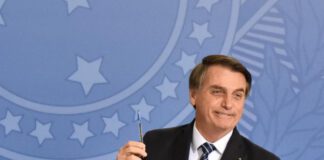 Governadores podem entrar na justiça contra aumento de 33% aos professores dado por Bolsonaro