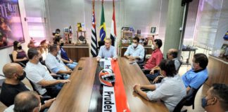 Prefeito assina cedência do Kartodromo à Associação Prudentina de Kart