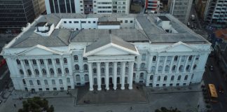 UFPR revalida 70 diplomas de graduação de pessoas refugiadas