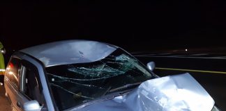 Homem embriagado atinge moto e guardrail em Osvaldo Cruz