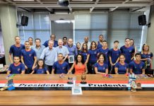Prefeito recebe atletas da Associação Prudentina de Atletismo (APA)