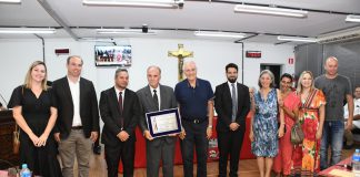 Ex-vereadores são homenageados na abertura das comemorações do centenário da Câmara