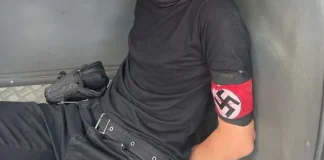 BULLYING: Adolescente é preso após jogar bombas em escola vestido de nazista