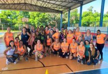 Praça da Juventude do Ana Jacinta conta com projetos de ginástica funcional e futsal