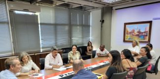 Prefeito propõe aumento de 10% para servidores com menores remunerações