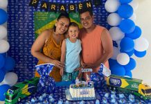 Menino de Regente Feijó surpreende pais e pede festa de aniversário com tema da Havan