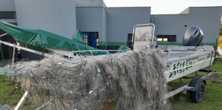 Policia Ambiental recolhe redes de pesca colocadas irregularmente em Presidente Epitácio