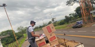 Polícia Rodoviária apreende 600 caixas de cigarros contrabandeados