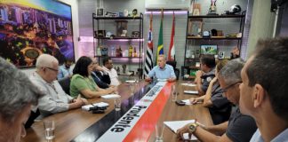 PRUDENTE: Prefeito convoca forças policiais e define ações para reforço da segurança em escolas