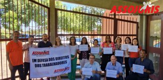 Servidores do Fórum de Pirapozinho protestam por não terem recebido a recomposição das perdas inflacionárias