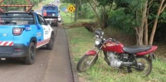 Motoqueiro fica ferido após cair na SP-294 em Dracena