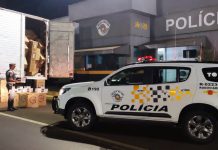 Polícia Rodoviária prende homem de 35 anos com mais de 30 mil pacotes de cigarros contrabandeados