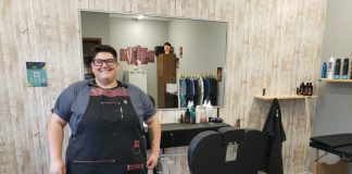 Barbearia Hope faz sucesso com qualidade nos cortes e bom papo com os clientes