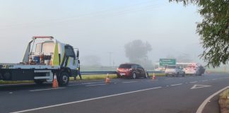 Ônibus intermunicipal com 15 passageiros se envolve em acidente na Assis Chateaubriand em Tarabai