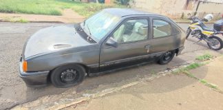 Operação Lata-Velha recebe denúncia de 50 veículos em situação de abandono nas vias