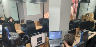 Inteligência Artificial no trabalho melhora desempenho, criatividade e gestão de tempo