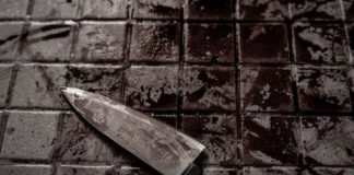 Mulher tenta matar companheiro à facadas porque queria usar seu celular