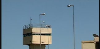 Preso é punido por participar de “aniversário do PCC” dentro da cadeia