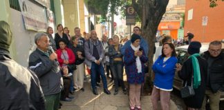 Servidores estaduais fazem protesto por falta de atentimento do Iamspe em Presidente Prudente