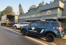 Dois são presos por contrabando de perfumes e brinquedos