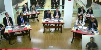 Vereadores derrubam vetos de Ed Thomas em projetos de lei para dar transparência na gestão