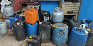 Polícia apreende mais de 3 mil litros de combustíveis sem documentação