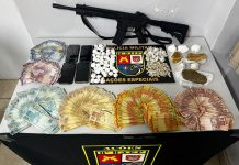 Polícia Militar apreende fuzil e R$ 32 mil em casa de traficante no Brasil Novo