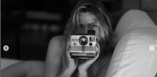 Letícia Spiller mostra foto nua em homenagem ao dia dos fotógrafos