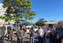 Prefeitura faz operação conjunta com Polícia Ambiental para combate à dengue no Cremonezi