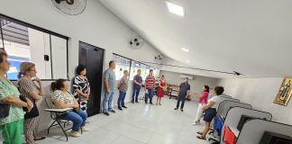 Rotary Club Sul doa 11 computadores ao Centro São Martinho de Lima em Prudente