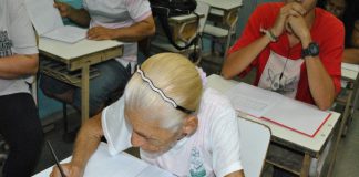 EJA: Escola Eluiza de Rezende está com inscrições abertas para adultos que queiram terminar estudos