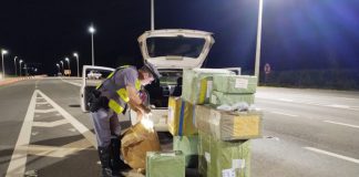 Homem de 36 anos é preso por transportar 7 mil óculos sem nota fiscal em Santa Mercedes