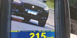 Jaguar é flagrado a 215 Km/h na rodovia Raposo Tavares