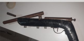 Polícia Militar prende homem por posse de arma artesanal e lesão corporal em mulher