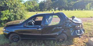 Fiat/Siena com motorista embriagado atinge carreta e três ficam feridos em Euclides da Cunha